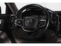 Volvo XC40 2.0 T4 190 PK Inscription Orig. NL | S/K-Panodak | Dig. Cockpit | Cruise | Winterpakket | Camera | NAV+App. Connect | ECC | Elek. Klep | Trekhaak | LM 19" |