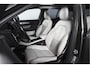 Volvo XC40 2.0 T4 190 PK Inscription Orig. NL | S/K-Panodak | Dig. Cockpit | Cruise | Winterpakket | Camera | NAV+App. Connect | ECC | Elek. Klep | Trekhaak | LM 19" |