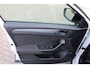 Volkswagen T-Roc 1.5 TSI Active Pano/Virtual/Navi/18"/Cam/Safety "RIJKLAARPRIJS"