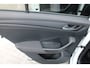 Volkswagen T-Roc 1.5 TSI Active Pano/Virtual/Navi/18"/Cam/Safety "RIJKLAARPRIJS"