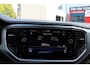 Volkswagen T-Roc 1.5 TSI Active Pano/Virtual/Navi/18"/Cam/Safety "RIJKLAARPRIJS"