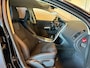 Volvo XC60 2.0T AUTOMAAT SUMMUM-uitv|TREKHAAK|CLIMA AIRCO|LM-VELGEN|NAVIGATIE|CRUISE CONTROL|Bi-XENON|STOELVERWARMING|BLUETOOTH