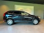 Volvo XC60 2.0T AUTOMAAT SUMMUM-uitv|TREKHAAK|CLIMA AIRCO|LM-VELGEN|NAVIGATIE|CRUISE CONTROL|Bi-XENON|STOELVERWARMING|BLUETOOTH