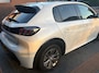Peugeot e-208 Stoelverwarming | Clima | Cruise | Lichtmetaal | Carplay | Leder/Stof | Parkeersensoren | Bluetooth | Airco (automatisch) | Cruisecontrol standaard | Lichtmetalen velgen 16"