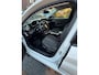 Peugeot e-208 Stoelverwarming | Clima | Cruise | Lichtmetaal | Carplay | Leder/Stof | Parkeersensoren | Bluetooth | Airco (automatisch) | Cruisecontrol standaard | Lichtmetalen velgen 16"