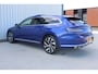 Volkswagen Arteon Shooting Brake 1.4 TSI eHybrid R-Line Business+ | Incl. 12 maanden garantie | SOH 92% | Stoel/stuurverwarming | Uitklapbare trekhaak | Schuif/kantel dak | Adaptieve cruise control | Apple carplay/Android auto | Head-up display |