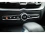 Volvo XC60 2.0 T6 Plug-in hybrid AWD Plus Dark | Pano-dak | Adap. Cruise | H&K Audio | 4x stoel + stuurverwarming |