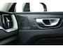 Volvo XC60 2.0 T6 Plug-in hybrid AWD Plus Dark | Pano-dak | Adap. Cruise | H&K Audio | 4x stoel + stuurverwarming |