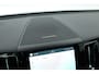 Volvo XC60 2.0 T6 Plug-in hybrid AWD Plus Dark | Pano-dak | Adap. Cruise | H&K Audio | 4x stoel + stuurverwarming |