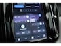 Volvo XC60 2.0 T6 Plug-in hybrid AWD Plus Dark | Pano-dak | Adap. Cruise | H&K Audio | 4x stoel + stuurverwarming |
