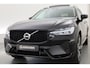 Volvo XC60 2.0 T6 Plug-in hybrid AWD Plus Dark | Pano-dak | Adap. Cruise | H&K Audio | 4x stoel + stuurverwarming |