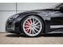 Audi e-Tron GT RS 600pk 93 kWh | 21" Vossen velgen | carbon | Panoramadak | Luchtvering | Massage | 360 Camera | Alcantara hemel |