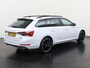 Skoda Superb Combi 1.4 TSI iV Sportline | Panoramadak | Matrix LED | 19" Supernova | Zondag Open!