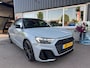 Audi A1 35 TFSI 3x S-line Carplay Stoelverw Afgevlakt stuurwiel twotone 180pk Erg mooi!
