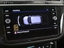 Volkswagen Tiguan 2.0 TDI Comfortline 150PK | Trekhaak | Stoelverwarming | Cruise control adapt | Climate control | Apple carplay Android auto | Navigatie | DAB | LED | 17"LMV