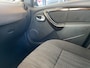 Dacia Duster 1.6 Lauréate 2wd,5Deurs,5Zits,Airco,Elektrischpakket,Bluetooth,Ipod,Dakrail,Nette Auto,Inch Lmv