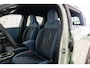 Fiat Grande Panda 1.2 Hybrid ICON | Apple Carplay & Android Auto | Parkeersensoren | Style Pack | Cruise Controle | Lichtmetalen velgen |
