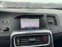 Volvo V60 2.4 D6 AWD Plug-In Hybrid Summum Automaat / Schuif-/Kanteldak / Camera / Navi / BLIS / Premium Sound / Leder / Clima /