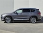 Hyundai Santa Fe 1.6 T-GDI PHEV Premium Plus Sky / SOH 100% / Dealer onderhouden / Fabrieksgarantie tot 06-2027 / Trekgewicht 1350 kg / Head Up Display / Elektrische achterklep / Rondomzicht camera / Stuur- Stoel & Achterbank verwarming / Glazen schuif- en kanteldak /