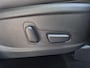 Hyundai Santa Fe 1.6 T-GDI PHEV Premium Plus Sky / SOH 100% / Dealer onderhouden / Fabrieksgarantie tot 06-2027 / Trekgewicht 1350 kg / Head Up Display / Elektrische achterklep / Rondomzicht camera / Stuur- Stoel & Achterbank verwarming / Glazen schuif- en kanteldak /
