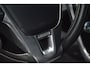 Volvo V60 T4 R-Design | Panoramadak | Dealer Onderhouden | Camera | Stoelverwarming | Standkachel |