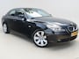 BMW 5-Serie 525i Executive | Clima | Cruise | Multimedia/Navi | Leder | Stoelverwarming | PDC |