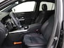 Mercedes-Benz GLA 180 AMG Line / Panaromadak / Achteruitrijcamera / Night-Pakket /
