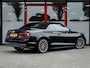 Audi A5 Cabriolet 2.0 TFSI MHEV Sport Pro S-Line 190PK | Navigatie | Stoelverwarming | Cruise Control | Climate Control | LED Koplampen | 19'' Lichtmetalen Velgen | Parkeersensoren | Lederen Bekleding | Flippers |