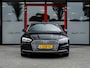 Audi A5 Cabriolet 2.0 TFSI MHEV Sport Pro S-Line 190PK | Navigatie | Stoelverwarming | Cruise Control | Climate Control | LED Koplampen | 19'' Lichtmetalen Velgen | Parkeersensoren | Lederen Bekleding | Flippers |