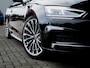 Audi A5 Cabriolet 2.0 TFSI MHEV Sport Pro S-Line 190PK | Navigatie | Stoelverwarming | Cruise Control | Climate Control | LED Koplampen | 19'' Lichtmetalen Velgen | Parkeersensoren | Lederen Bekleding | Flippers |