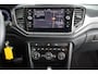 Volkswagen T-Roc 1.5 TSI 150pk DSG Style Trekhaak Virtual cockpit Adaptive cruise Stoelverwaming PDC