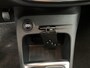 Renault Captur 0.9 TCe Intens / Dealer onderhouden/ All season banden / Trekhaak / Navigatie / Camera / Parkeersensoren Voor + Achter / Cruise Control / Climate Control /