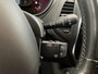 Renault Captur 0.9 TCe Intens / Dealer onderhouden/ All season banden / Trekhaak / Navigatie / Camera / Parkeersensoren Voor + Achter / Cruise Control / Climate Control /