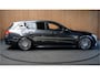 Mercedes-Benz C-klasse Estate 180 AMG Line Leer Camera Navi LED Nightpack PTS Ambient Elekt. achterklep Elektr. trekhaak LM velgen BTW auto!