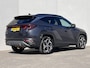 Hyundai Tucson 1.6 T-GDI PHEV Comfort Smart 4WD / Fabrieksgarantie tot 06-2028 / Accu SoH 100 % / Dealer onderhouden / Navigatie / Camera / Apple Carplay Android / Stuur- en stoelverwarming / 19" LM wielen /