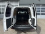 Volkswagen Caddy Maxi 2.0 TDI L2H1 Euro 6 Airco Trekhaak 1400kg trekgewicht Telefoonverbinding Achterruitrij camera Zijruit rechts Lichtmetalen velgen Bpm vrij voor particulier gebruik!!