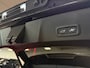 Volvo XC40 B4 Plus Dark | Trekhaak | Harman Kardon | Bestuurdersstoel elektrisch geheugen | Adaptieve Cruise Control | Stoel en Stuurwielverwarming | Google Infotainment | Parkeercamera | Pilot Assist | BLIS Dode Hoek Detectie | Keyless Drive | Parkeersensoren voor+achter | Passagiersstoel elektrisch | Elektrisch bedienbare achterklep | 18 Inch | Zitting verlenging voorstoelen | DAB Radio | Apple Carplay/Android Auto | Draadloos telefoon opladen | Volvo On Call met mobiele App functie | Onyx Black Metallic |