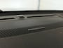 Volvo XC40 B4 Plus Dark | Trekhaak | Harman Kardon | Bestuurdersstoel elektrisch geheugen | Adaptieve Cruise Control | Stoel en Stuurwielverwarming | Google Infotainment | Parkeercamera | Pilot Assist | BLIS Dode Hoek Detectie | Keyless Drive | Parkeersensoren voor+achter | Passagiersstoel elektrisch | Elektrisch bedienbare achterklep | 18 Inch | Zitting verlenging voorstoelen | DAB Radio | Apple Carplay/Android Auto | Draadloos telefoon opladen | Volvo On Call met mobiele App functie | Onyx Black Metallic |