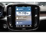 Volvo XC40 2.0 B3 Core Navi ACC 360° Elektr. trekhaak Standkachel Park Assist Pilot Zwarte binnenhemel Elektr. bedienbare achterklep Sfeerverlichting Stuurverwarming Stoelverwarming PDC LM velgen BTW auto!