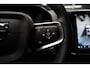 Volvo XC40 2.0 B3 Core Navi ACC 360° Elektr. trekhaak Standkachel Park Assist Pilot Zwarte binnenhemel Elektr. bedienbare achterklep Sfeerverlichting Stuurverwarming Stoelverwarming PDC LM velgen BTW auto!