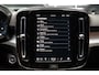 Volvo XC40 2.0 B3 Core Navi ACC 360° Elektr. trekhaak Standkachel Park Assist Pilot Zwarte binnenhemel Elektr. bedienbare achterklep Sfeerverlichting Stuurverwarming Stoelverwarming PDC LM velgen BTW auto!