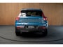 Volvo XC40 2.0 B3 Core Navi ACC 360° Elektr. trekhaak Standkachel Park Assist Pilot Zwarte binnenhemel Elektr. bedienbare achterklep Sfeerverlichting Stuurverwarming Stoelverwarming PDC LM velgen BTW auto!