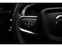 Volvo XC40 2.0 B3 Core Navi ACC 360° Elektr. trekhaak Standkachel Park Assist Pilot Zwarte binnenhemel Elektr. bedienbare achterklep Sfeerverlichting Stuurverwarming Stoelverwarming PDC LM velgen BTW auto!