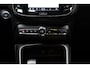 Volvo XC40 2.0 B3 Core Navi ACC 360° Elektr. trekhaak Standkachel Park Assist Pilot Zwarte binnenhemel Elektr. bedienbare achterklep Sfeerverlichting Stuurverwarming Stoelverwarming PDC LM velgen BTW auto!