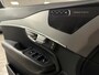 Volvo XC90 T8 AWD Recharge R-Design Long Range | Harman Kardon | 455pk | Schuifdak | Adaptieve Cruise Control | Stoelverwarming voor+achter | Stuurwielverwarming | 20 Inch | Full LED meesturende koplampen | Pilot Assist | BLIS Dode Hoek Detectie | Elektrische voorstoelen geheugen | R-Design Contourstoelen Nappa lederen/Alcantara met wit stiksel en bies | Zitting verlenging voorstoelen | Lederen dashboard | Keyless Drive | Parkeersensoren voor+achter | Privacy Glass | Elektrisch bedienbare achterklep | Geïntegreerde zongordijnen achterportieren | 7-Persoons | 4-Zone Climate Control | DAB Radio | Apple Carplay/Android Auto | Draadloos telefoon opladen | Verlichte instaplijsten | Volvo On Call met mobiele App functie | Onyx Black Metallic |