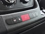 Peugeot Boxer 330 2.2HDi 141PK L2H2 3-Persoons Euro 6 Trekhaak Camera Airco Navi Cruise Control Pdc Betonplex Vloer Wandbetimmering Schuifdeur 1e Eigenaar 2.500KG Trekgewicht