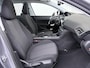 Peugeot 308 SW Blue Lease Executive 110pk | Trekhaak | Navigatie | Automatische airco | Cruise control | Parkeersensoren achter | Lichtmetalen velgen | Apple Carplay en Android auto