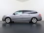 Peugeot 308 SW Blue Lease Executive 110pk | Trekhaak | Navigatie | Automatische airco | Cruise control | Parkeersensoren achter | Lichtmetalen velgen | Apple Carplay en Android auto