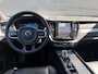 Volvo XC60 2.0 T6 Plug-in hybrid AWD Ultimate Dark | 22 inch wielen | Side Skirts | Getint Glas