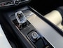Volvo XC60 2.0 T6 Plug-in hybrid AWD Ultimate Dark | 22 inch wielen | Side Skirts | Getint Glas